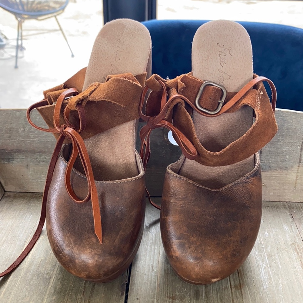 Free people size 38 ankle wrap sandals